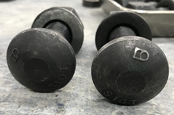 東亜ボルト ヘッドマーク